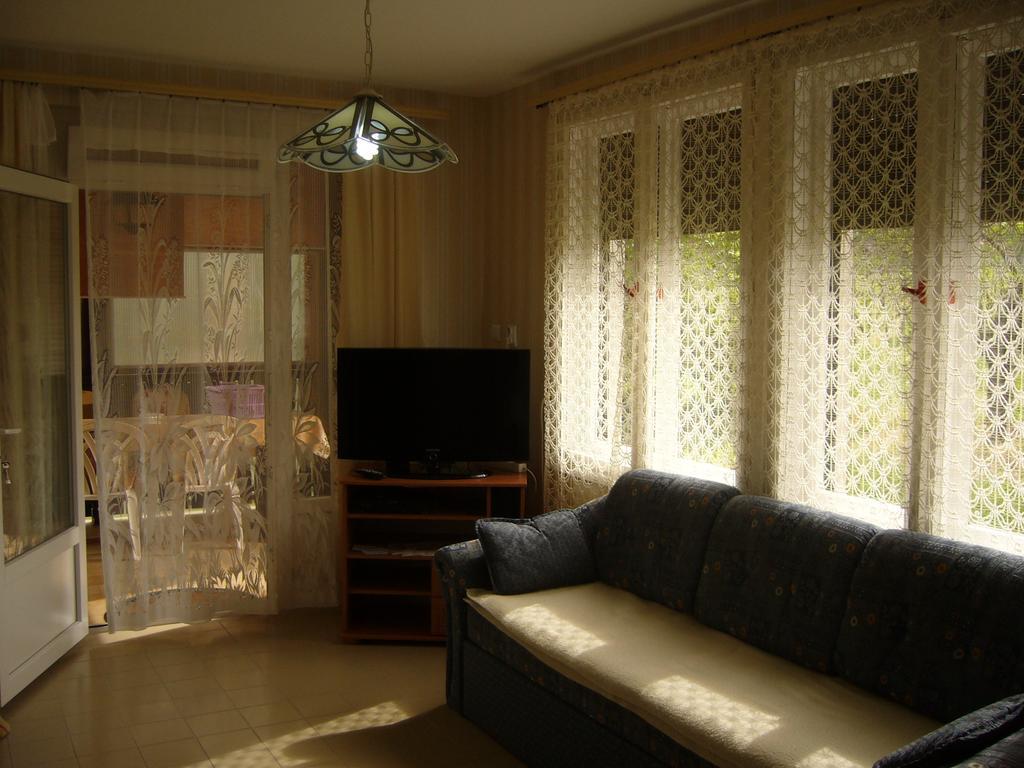 Orszag Apartmanhaz Apartment *