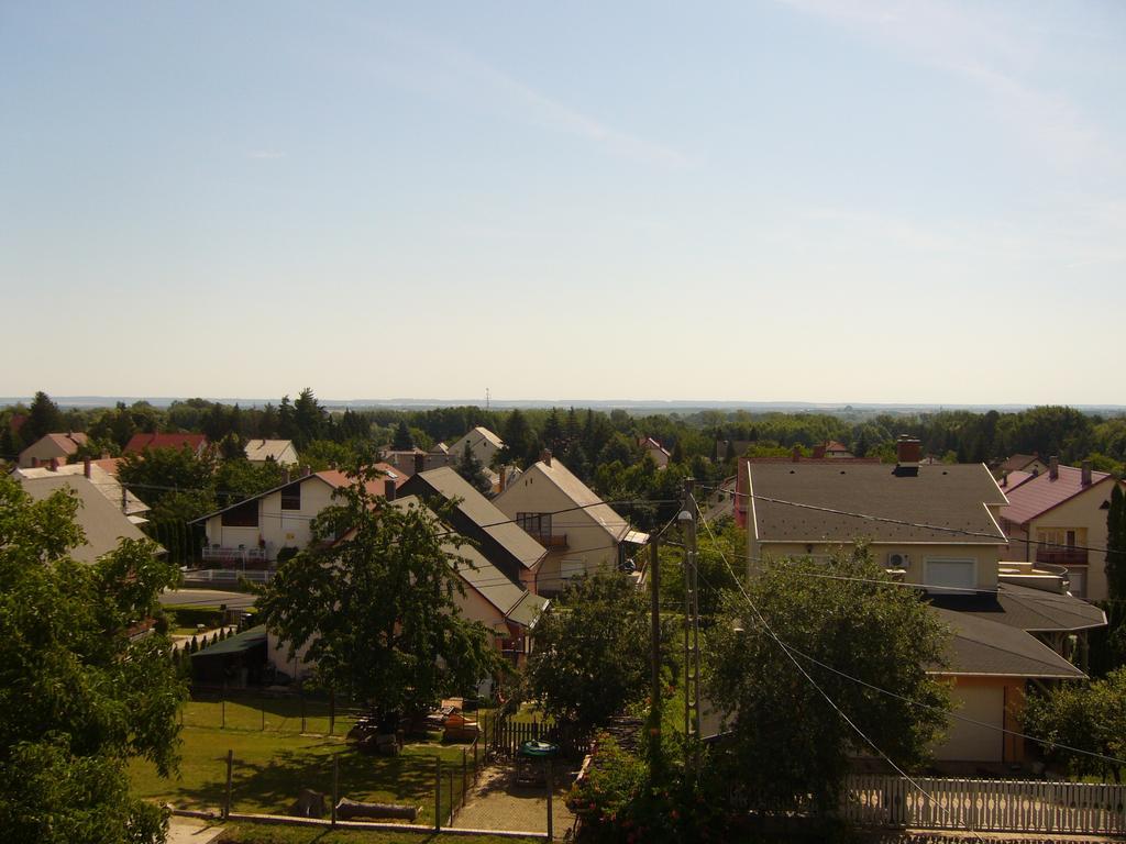 Orszag Apartmanhaz